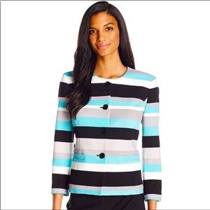 BNWOT (son took tags off as a gift but it’s too small for me) Size 12 Nine West